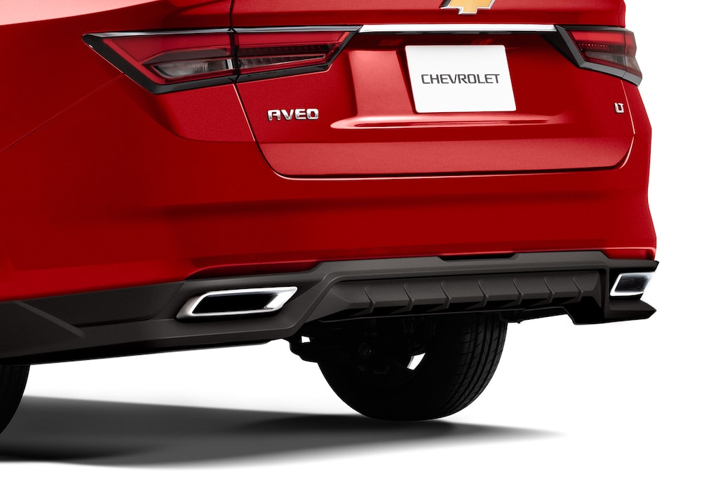 Difusor trasero y más accesorios para personalizar el exterior de tu nuevo Chevrolet Aveo Sedán 2025