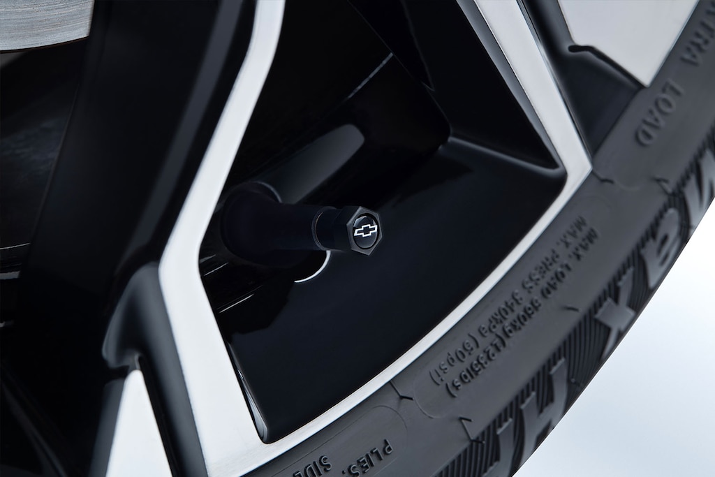Tapones para las válvulas de las llantas y accesorios externos para tu nuevo Chevrolet Aveo 2025 auto tipo sedán